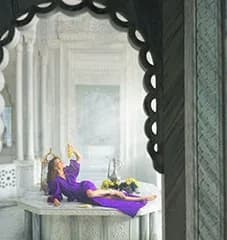 10. Indulge in a soothing Turkish hammam